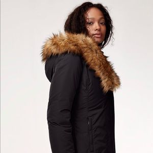 Aritzia Babaton Size Large